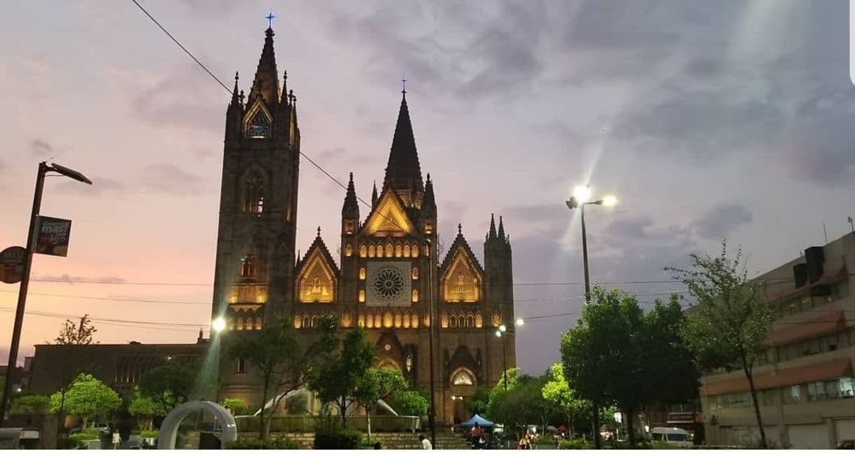 Lugar Templo Expiatorio del Santísimo Sacramento