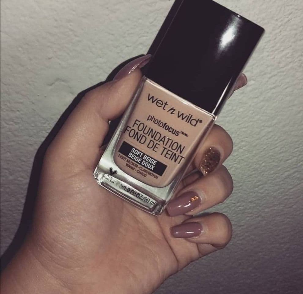 Fashion Wet n Wild Photo focus base para la cara, Beige suave