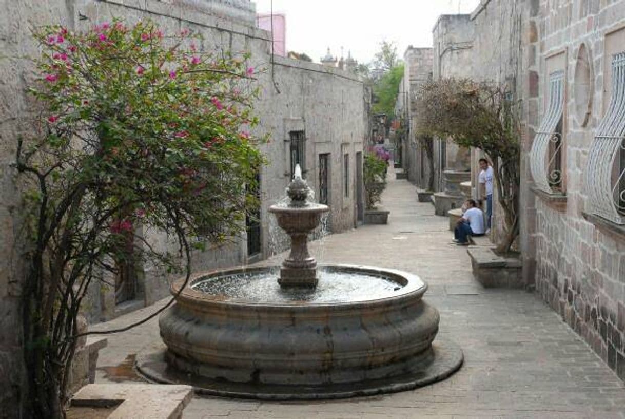 Place El Callejon Del Romance