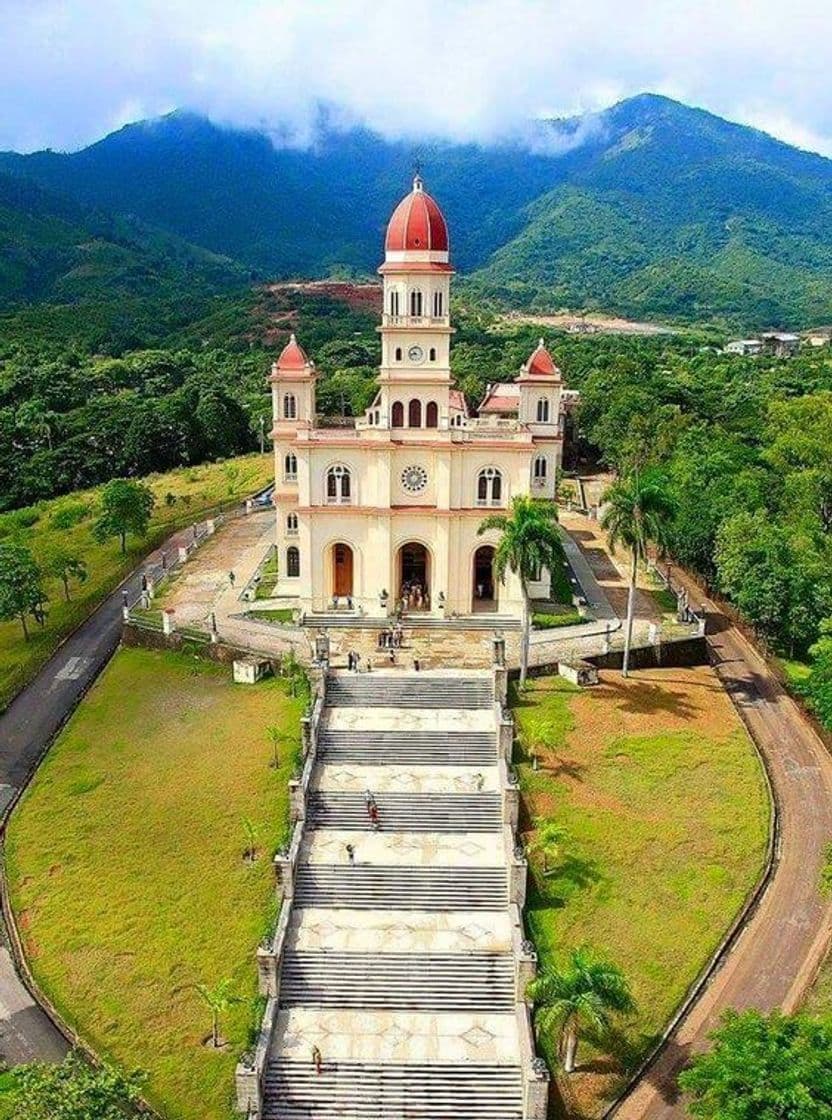 Place Basílica del Cobre