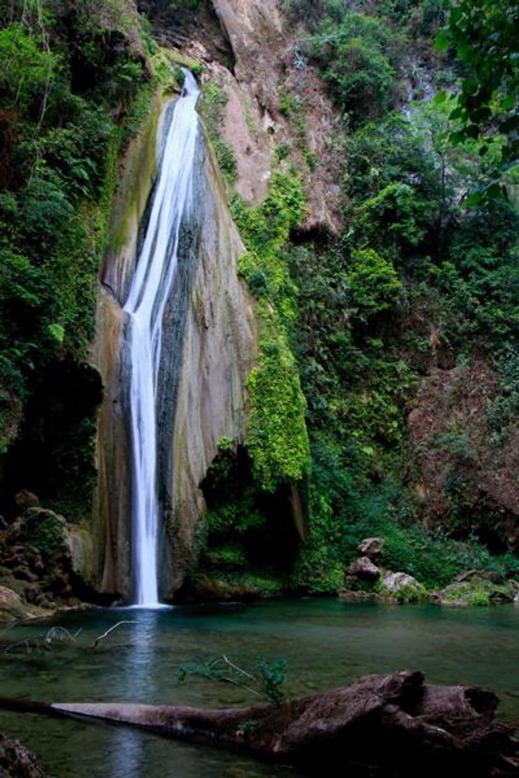 Place Cascada Chuveje