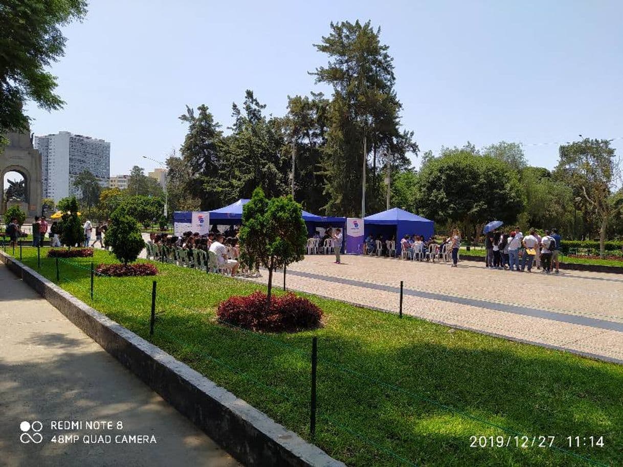 Place Campo de Marte