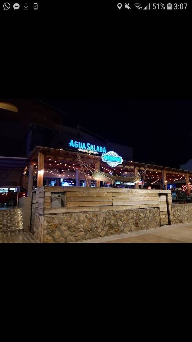 Restaurants Agua Salada barra & cocina