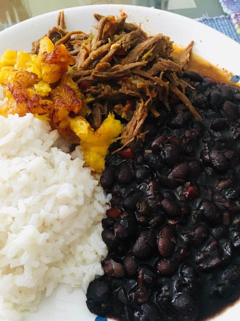 Moda  - Pabellón criollo plato típico Venezolano