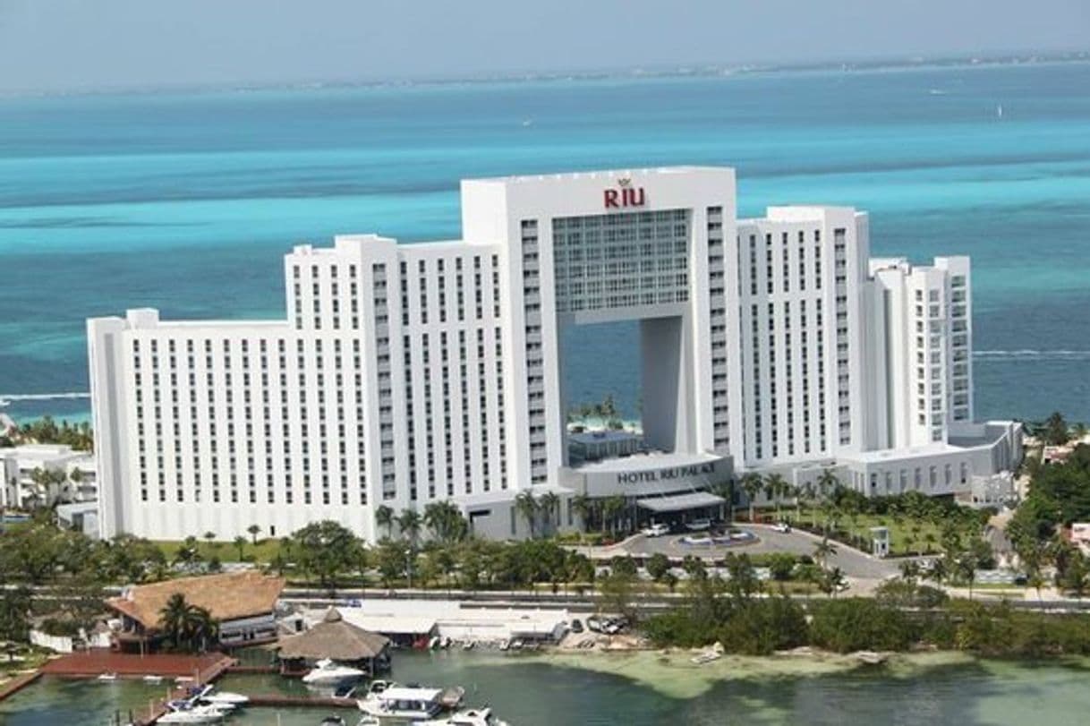 Lugar Riu Palace Peninsula