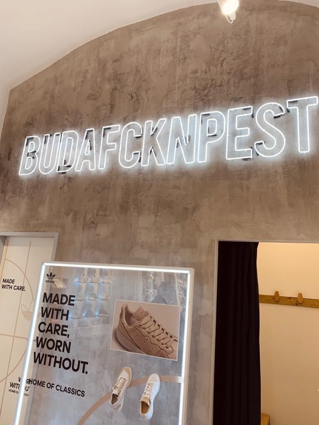 Place BUDAFCKNPEST STORE