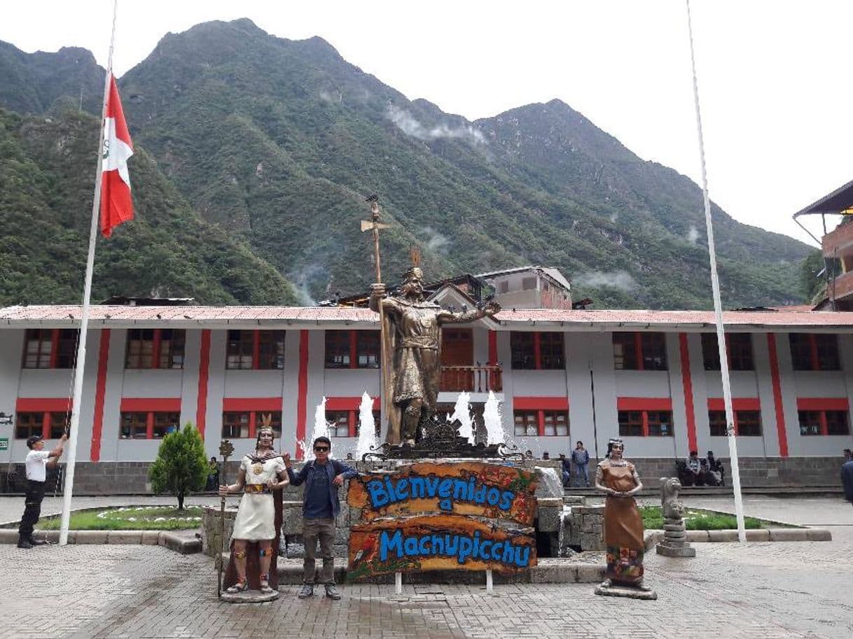 Lugar Machu Picchu Pueblo