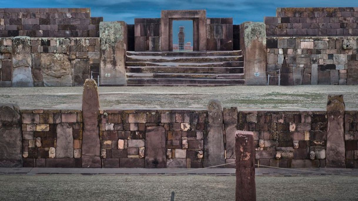 Lugar Tiwanaku