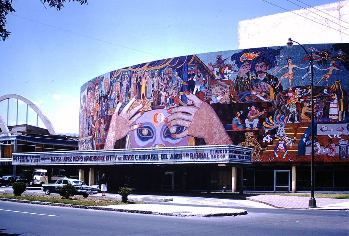 Fashion Teatro de los insurgentes