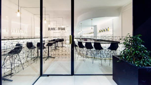 Restaurants Blanc i Negre Bar Restaurant