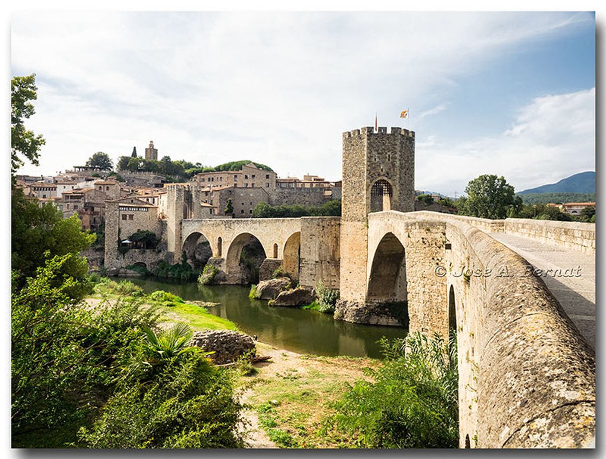 Place Besalú