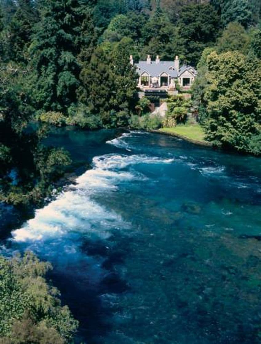 Lugar Huka Lodge