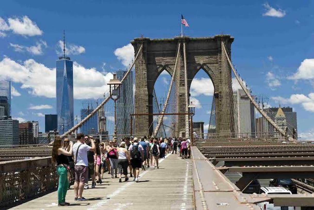 Place Manhattan Bridge