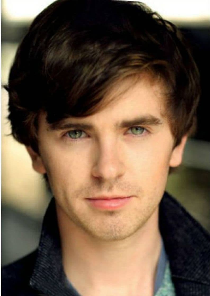 Moda Freddie Highmore - EcuRed