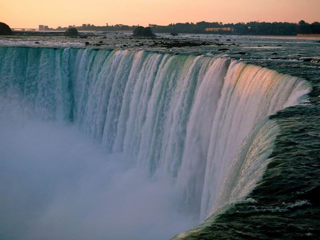 Lugar Cataratas del Niágara