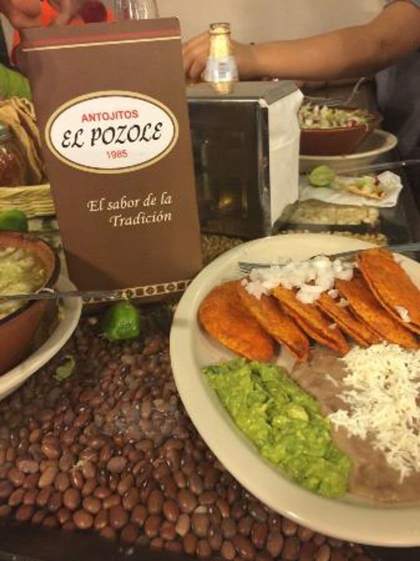 Restaurantes El Pozole Antojitos