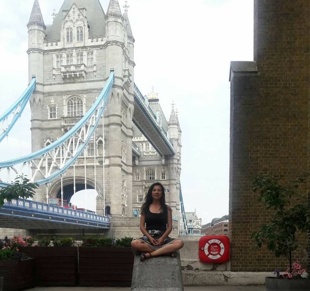 Place Tower Bridge