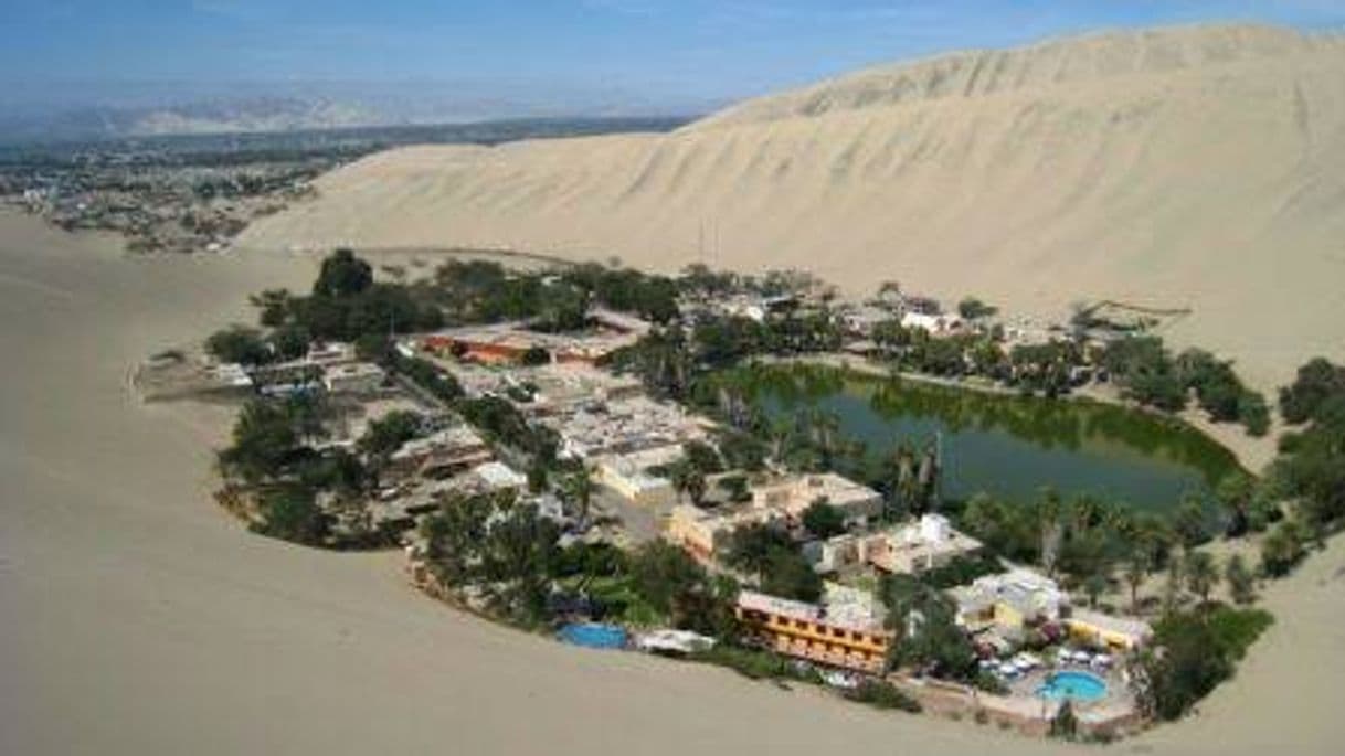 Place La Huacachina