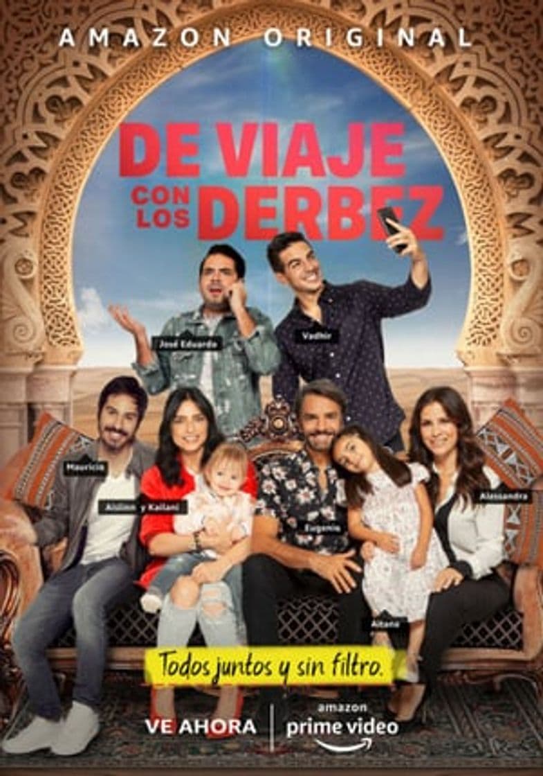 Serie Traveling with the Derbez