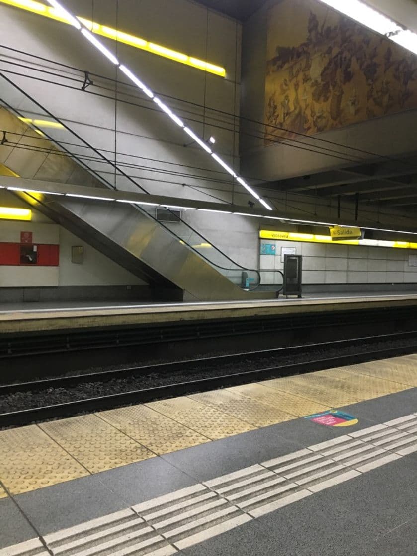 Place Subte H HOSPITALES