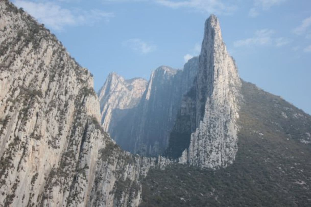 Lugar Canon de la Huasteca