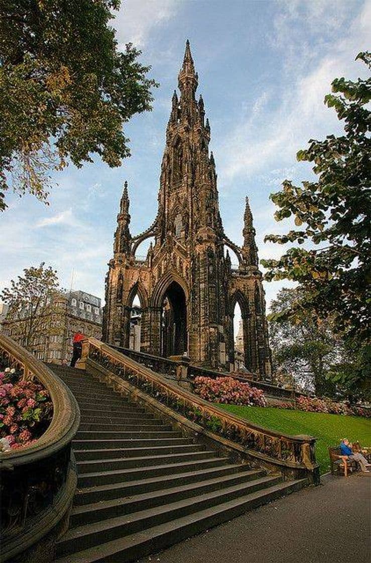 Place The Scott Monument