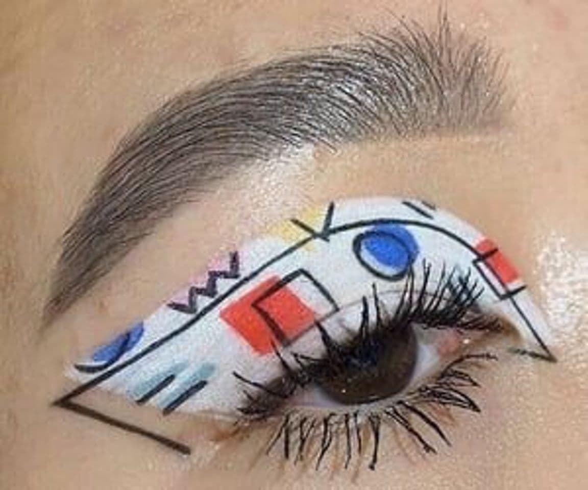 Moda Eyeliner ideas