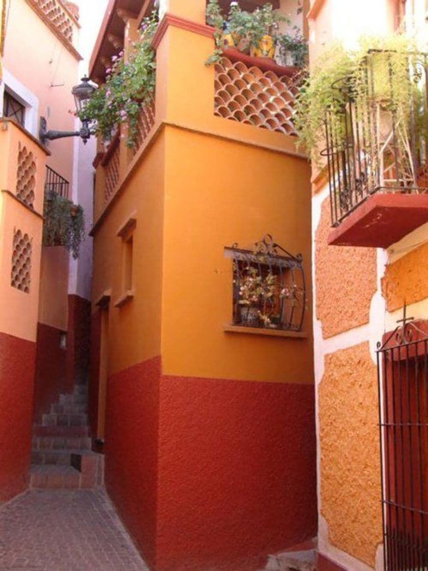 Place Callejón del Beso