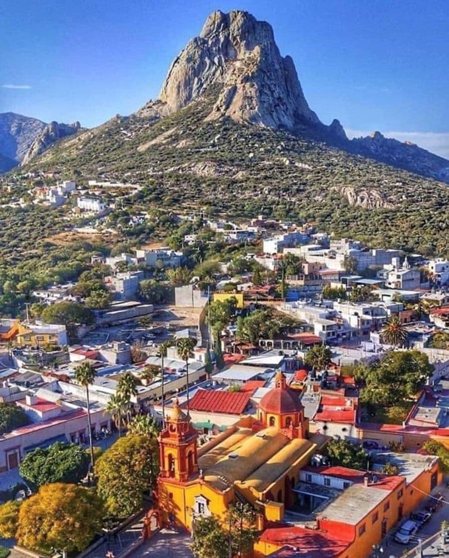 Place Peña de Bernal