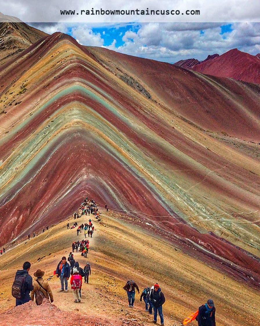 Place Vinicunca Rainbow Mountain