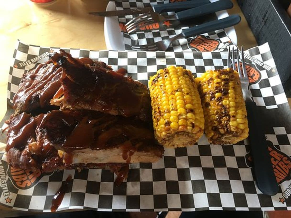 Restaurantes Root Beer & Ribs (Costillas BBQ)