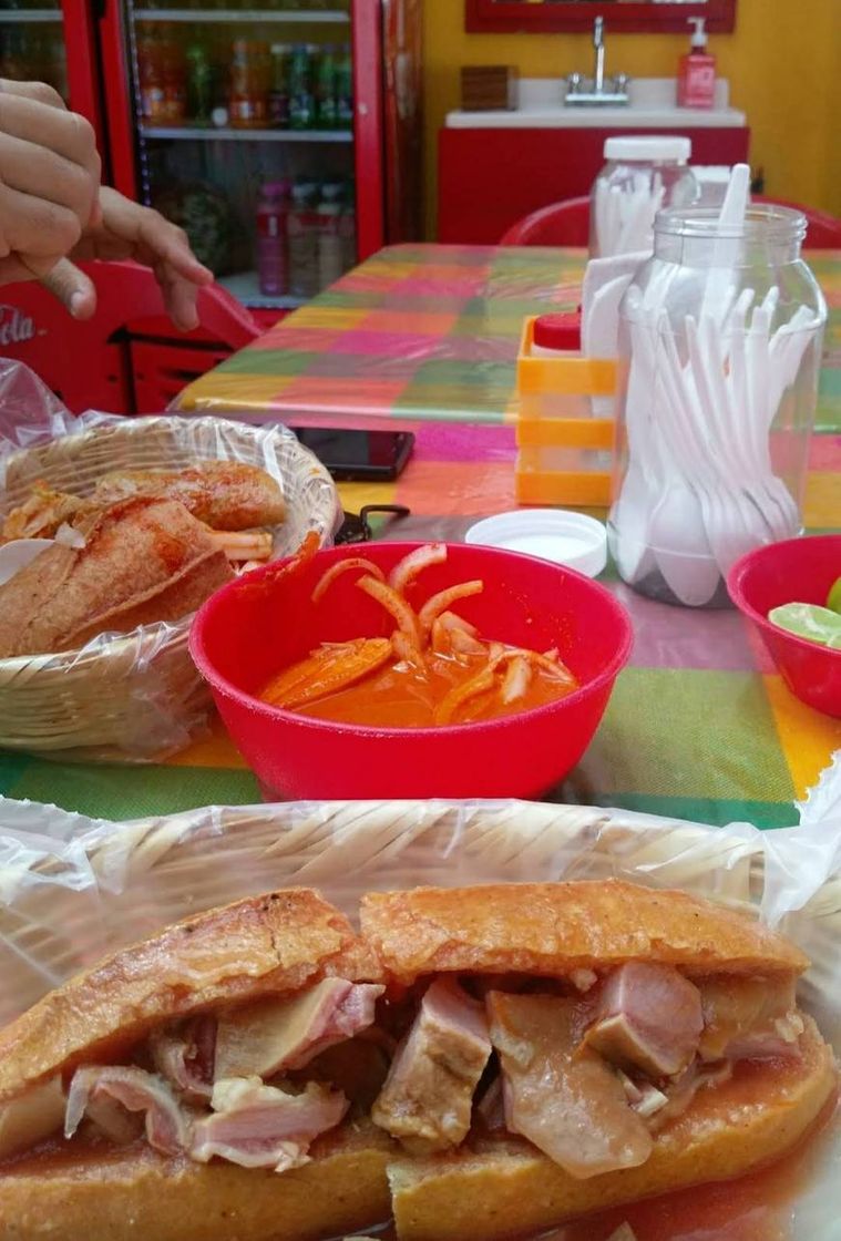 Restaurantes Tortas Ahogadas Chachis