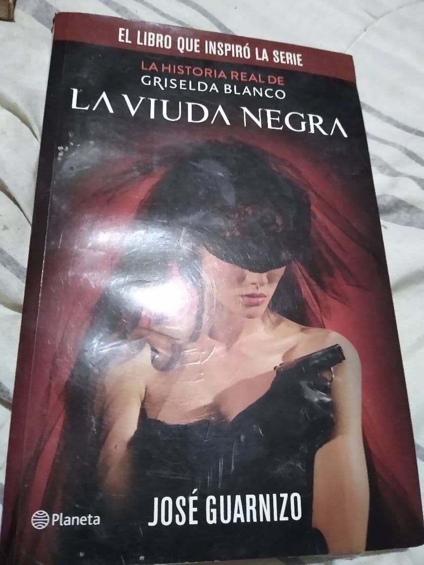 Book La Viuda Negra