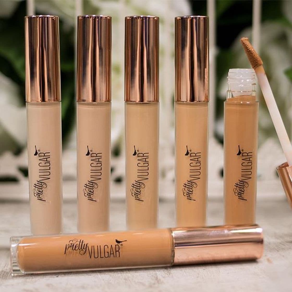 Moda Pretty Vulgar Under Cover concealer