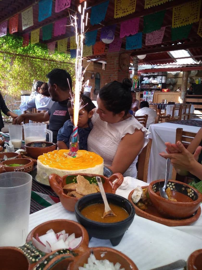 Restaurantes Pozole Lupilla