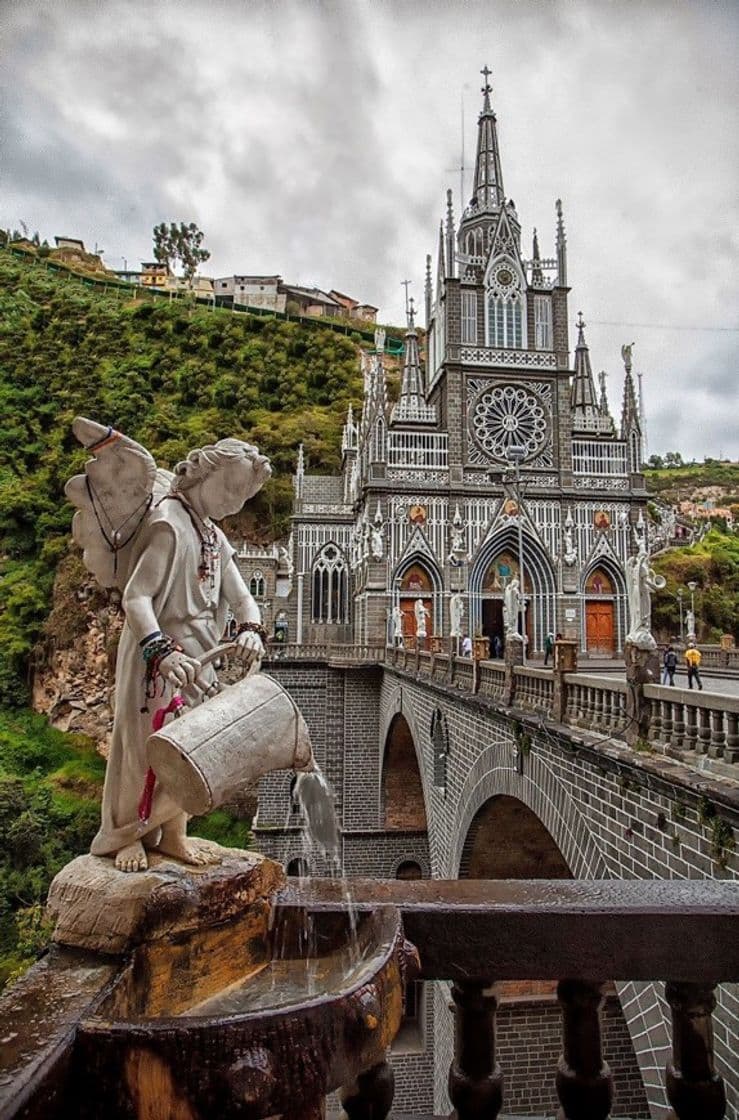 Lugar Santuario De Las Lajas