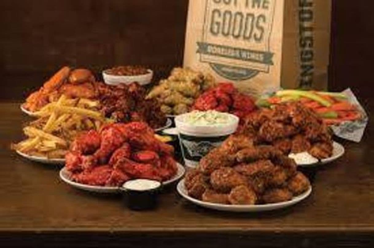 Restaurants Wingstop Satélite