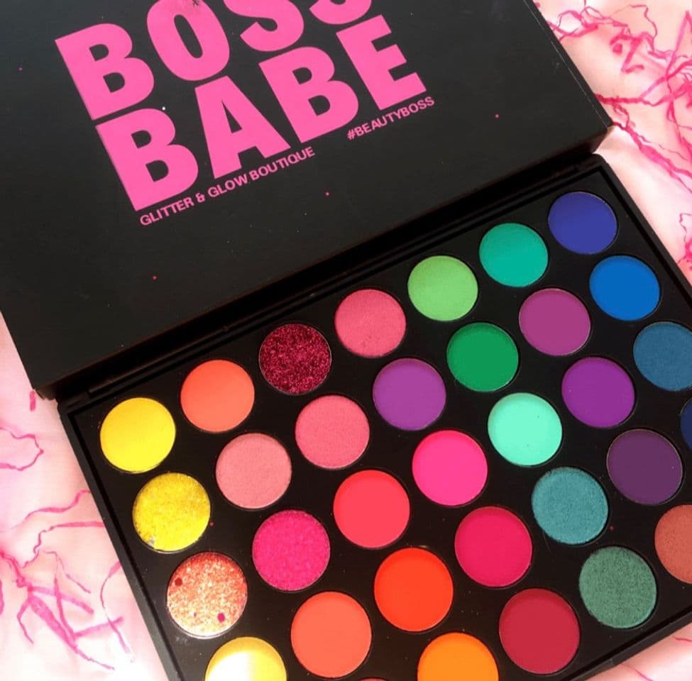 Producto Boss Babe paleta de sombras❤️