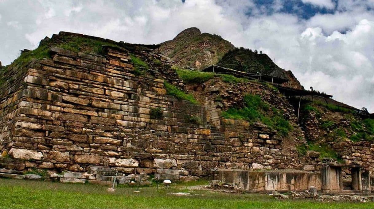 Lugar Chavin de Huantar