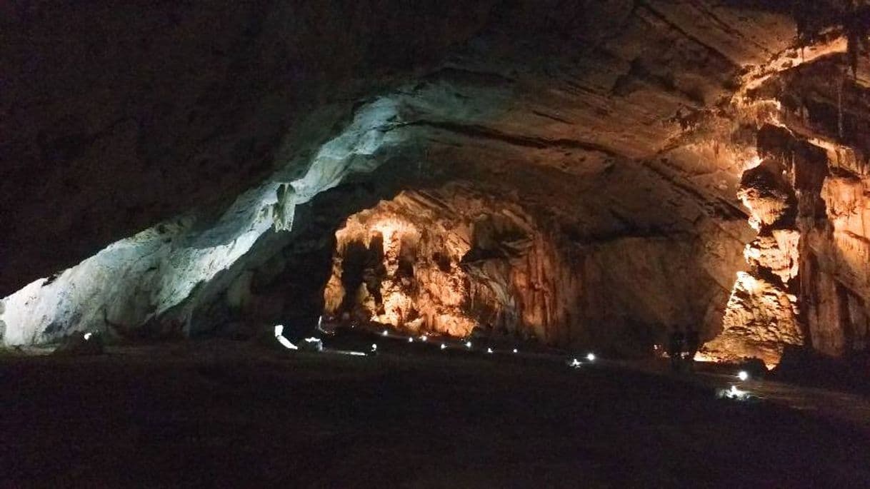 Place Parque Nacional Grutas de Cacahuamilpa