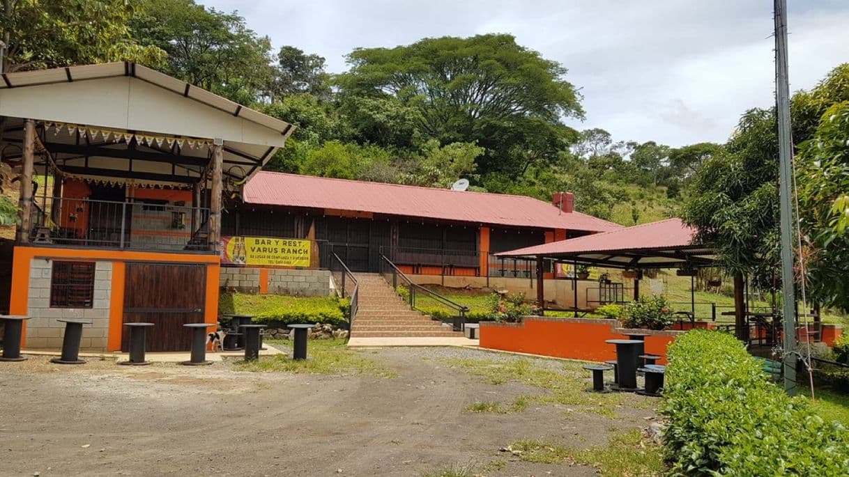 Restaurantes Varu's Ranch