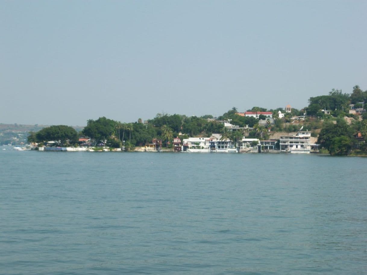 Lugar Lago de tequesquitengo