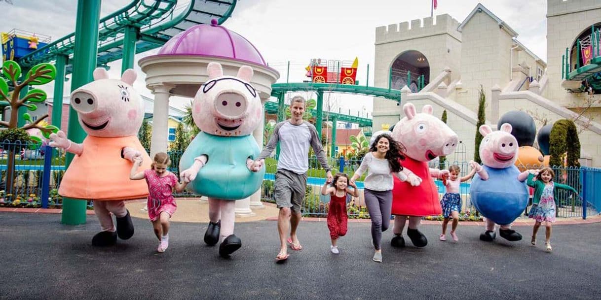 Place Paultons Park Home of Peppa Pig World