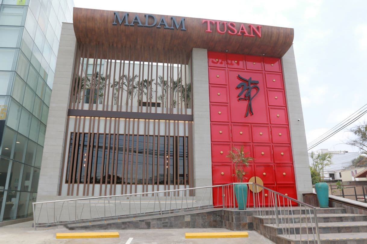 Restaurants Madam Tusan