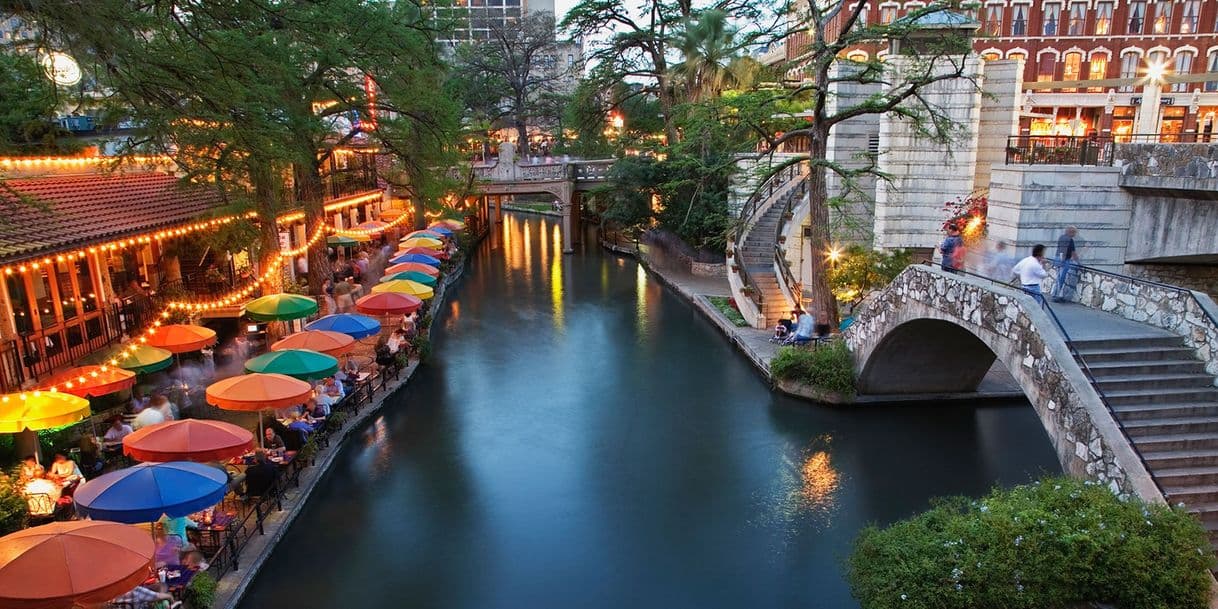 Place River Walk