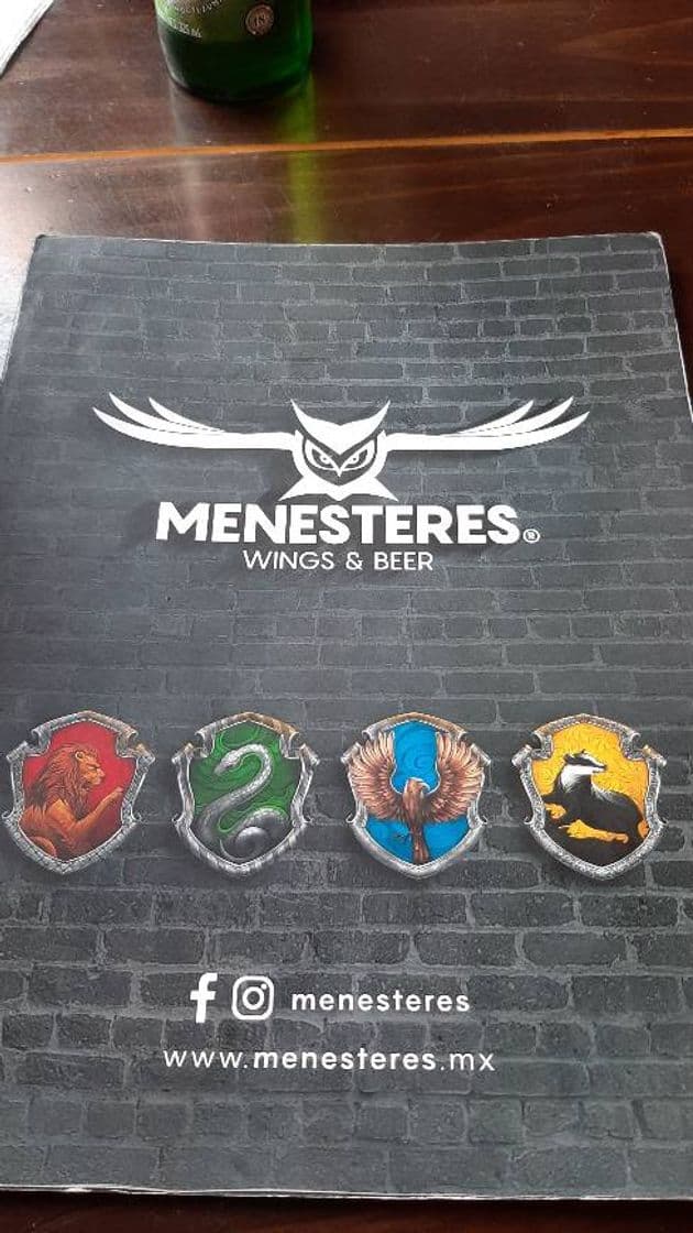 Restaurantes Menesteres - Wings & Beer