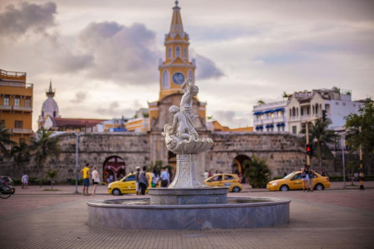 Place Torre del Reloj