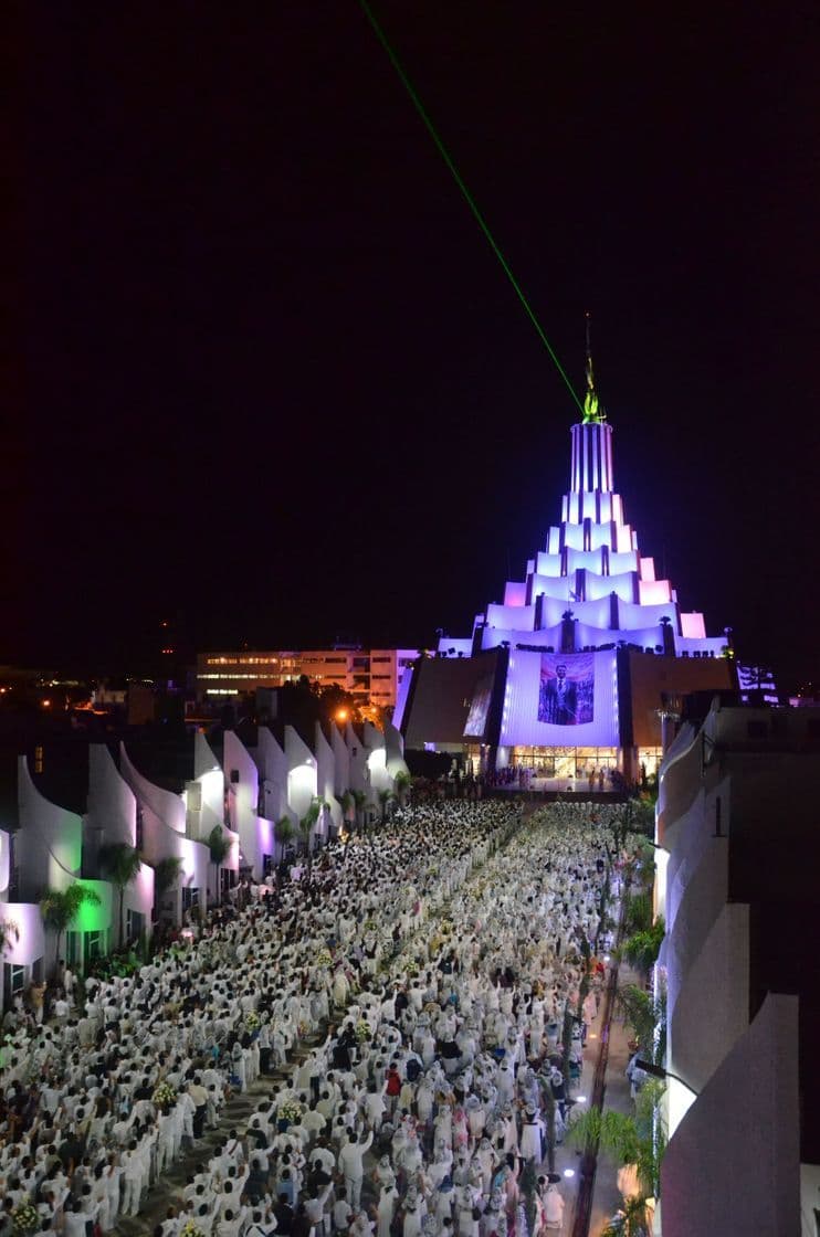 Lugar Templo la Luz Del Mundo