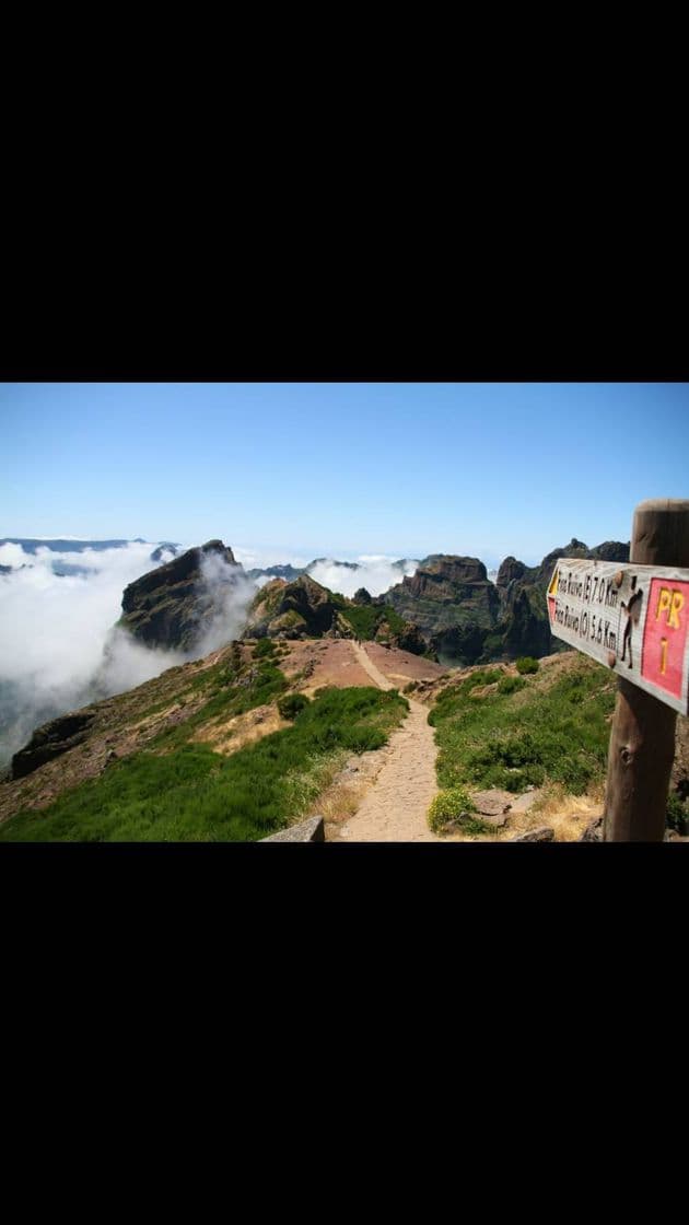 Place Pico do Areeiro