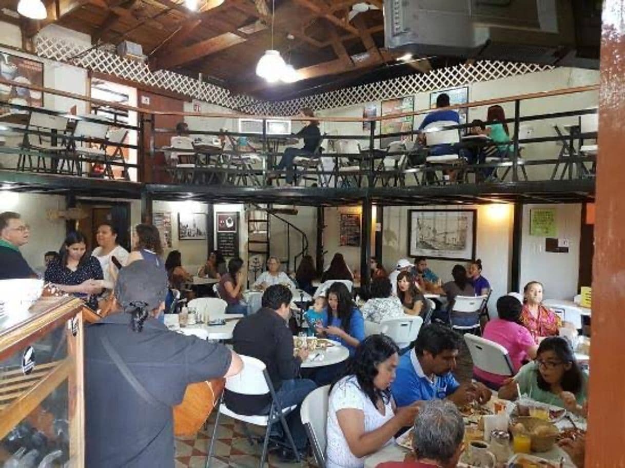 Restaurants Café Corta'o